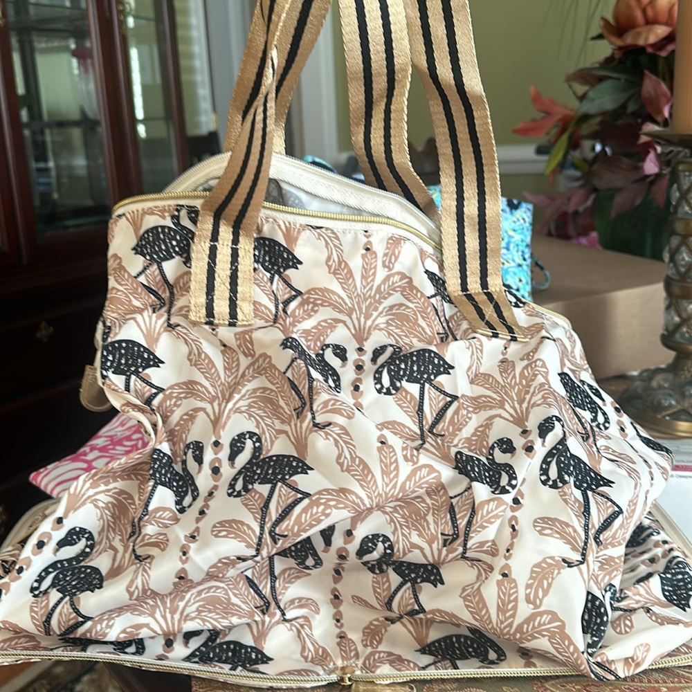 NWT Lilly Pulitzer Getaway Packable tote - Deeper Coconut Lil Stir It